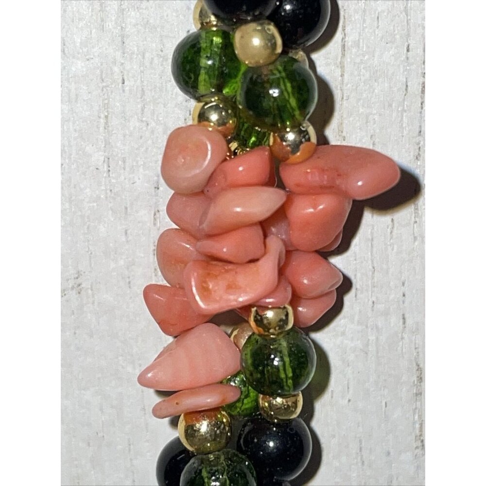 Beautiful Vintage Pink Stimulated CORAL & Jade Black‎ Onyx Beaded Necklace A41 - Picture 8 of 13